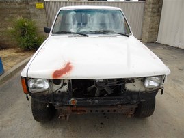 1985 TOYOTA PICK UP LONG BED WHITE 4WD EFI 22RE AT Z19632